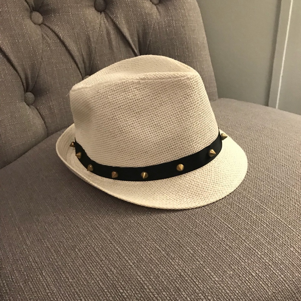 Super cute hat ✨✨